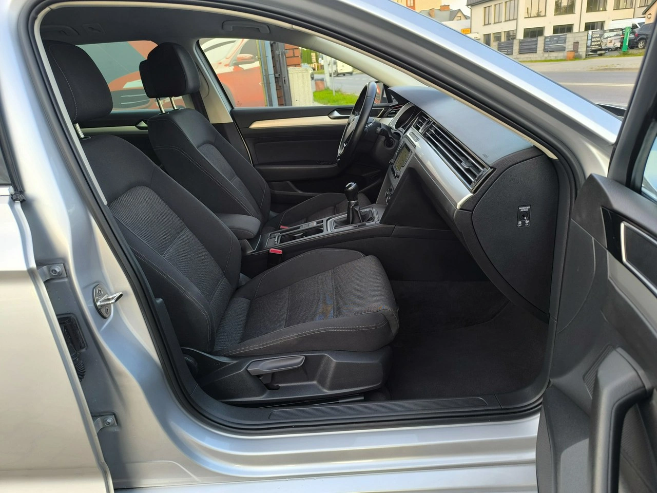 Volkswagen Passat - Zdjęcie 30