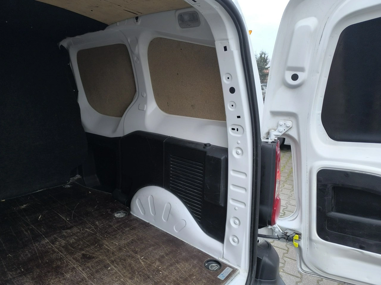 Citroën Berlingo - Zdjęcie 21