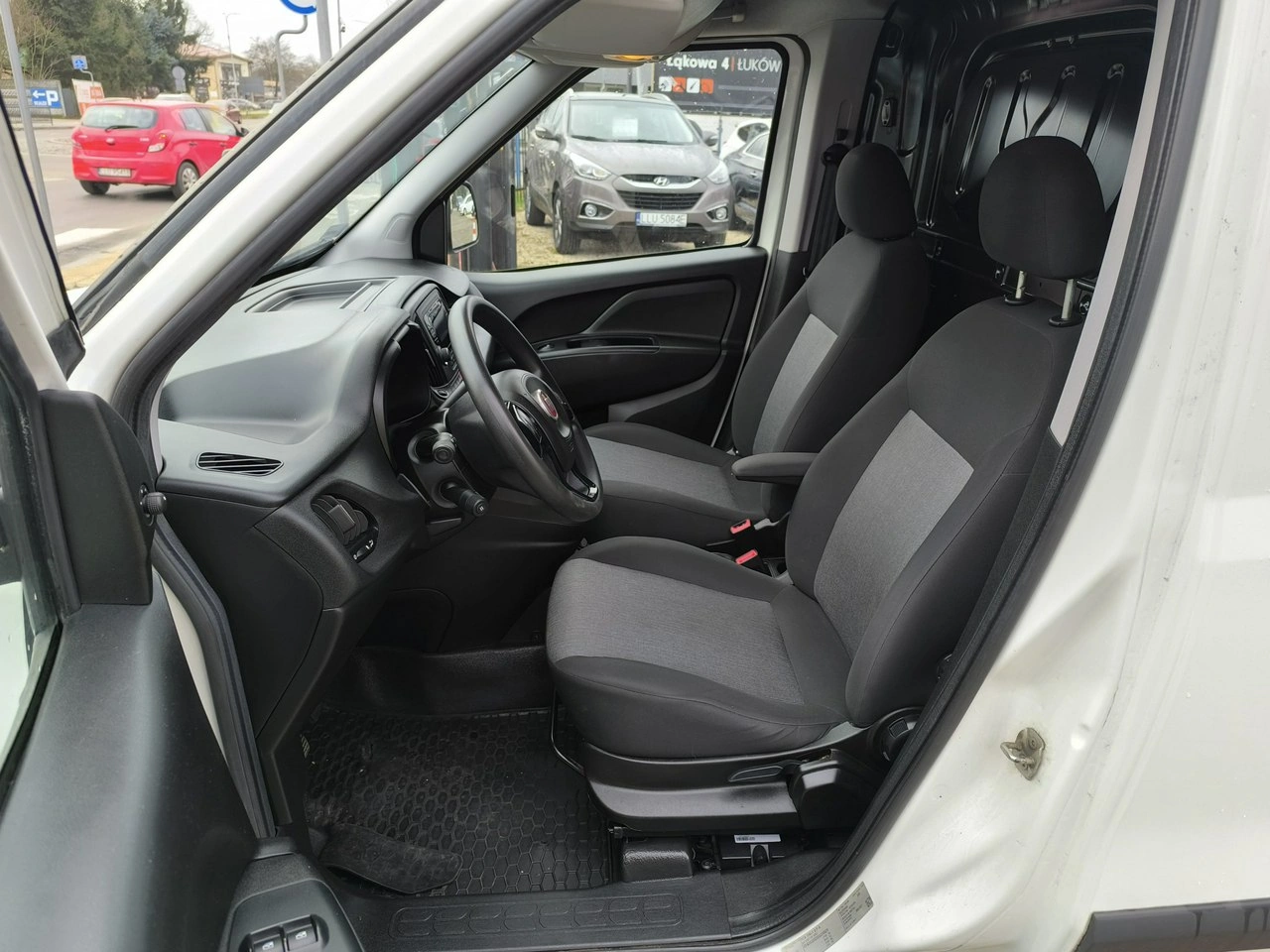 Fiat Doblo - Zdjęcie 12