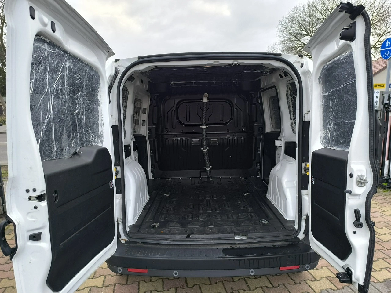 Fiat Doblo - Zdjęcie 17