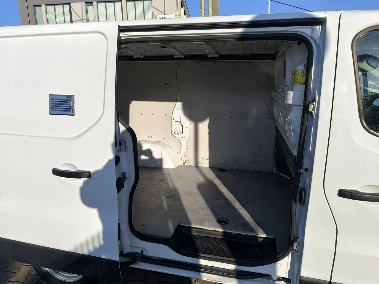 Opel Vivaro - Zdjęcie 20