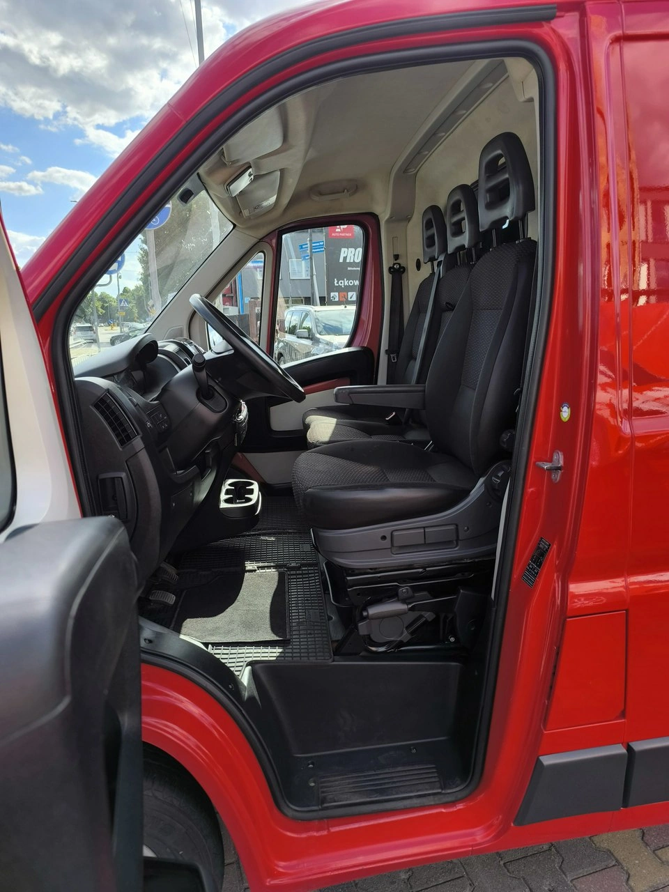 Peugeot Boxer - Zdjęcie 13