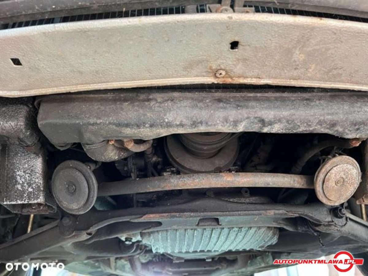 Mercedes-Benz SLC - Zdjęcie 25