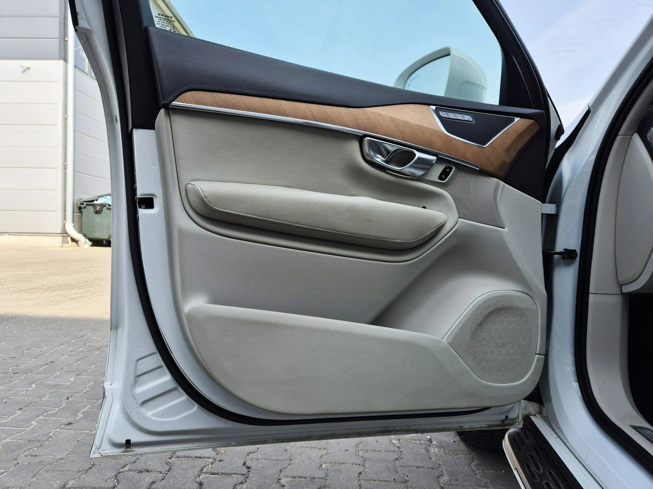 Volvo XC 90 - Zdjęcie 12