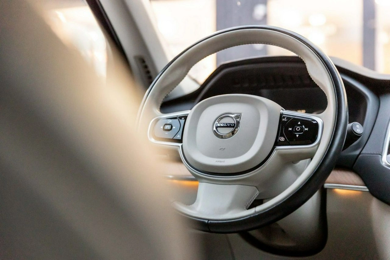 Volvo XC 90 - Zdjęcie 19