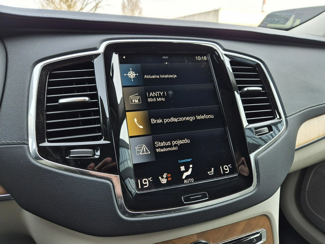 Volvo XC 90 - Zdjęcie 31