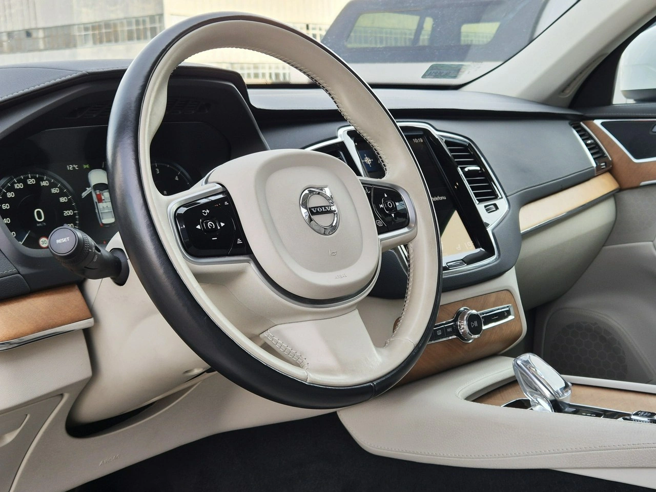 Volvo XC 90 - Zdjęcie 39