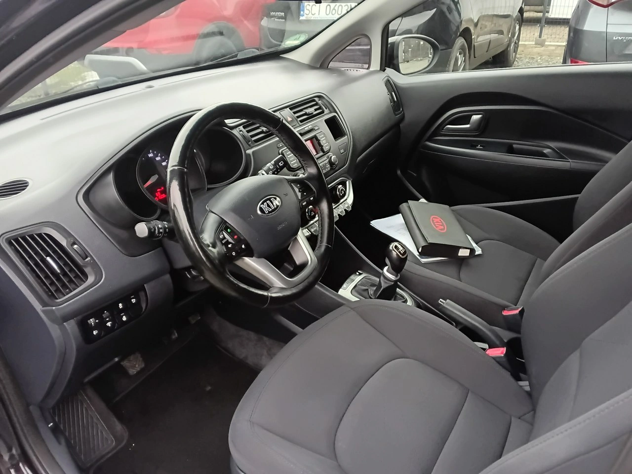 Kia Rio - Zdjęcie 9