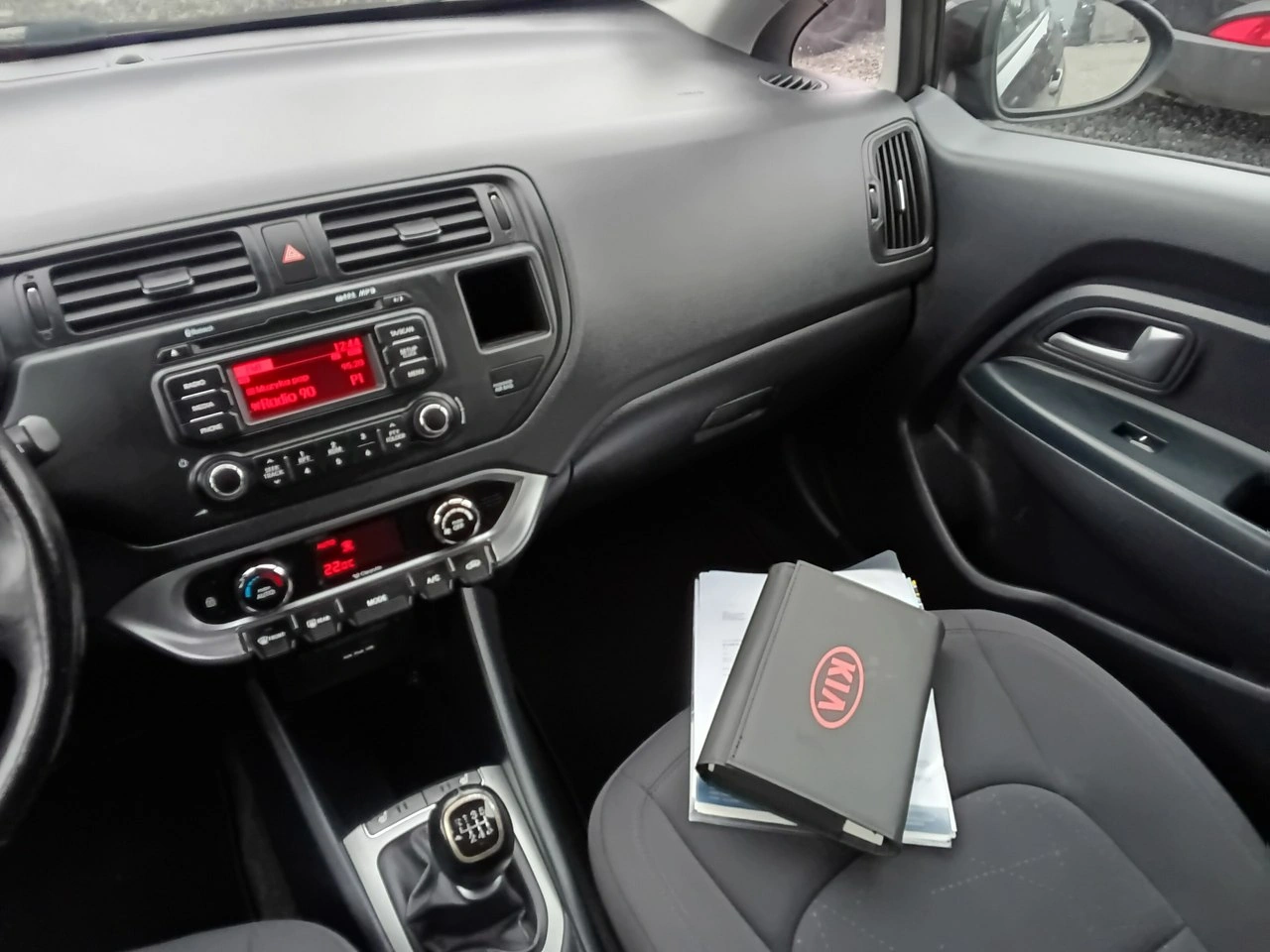 Kia Rio - Zdjęcie 12