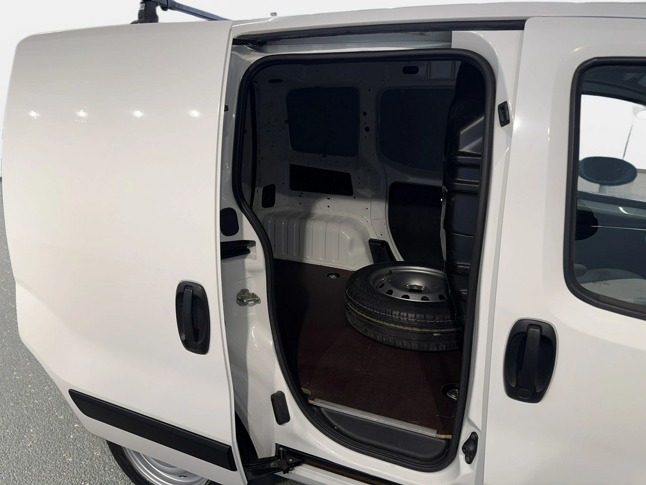 Fiat Fiorino - Zdjęcie 12