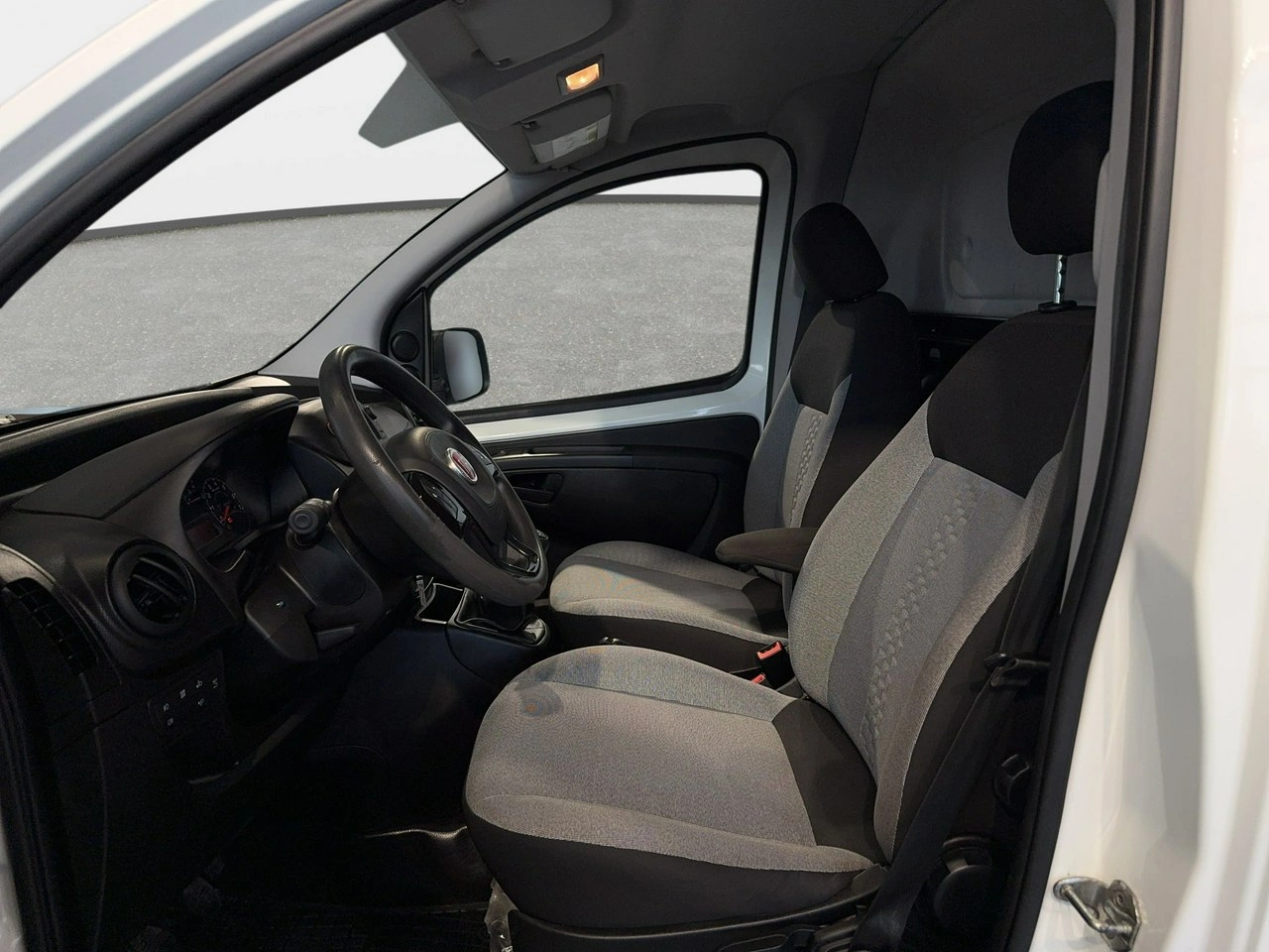 Fiat Fiorino - Zdjęcie 13