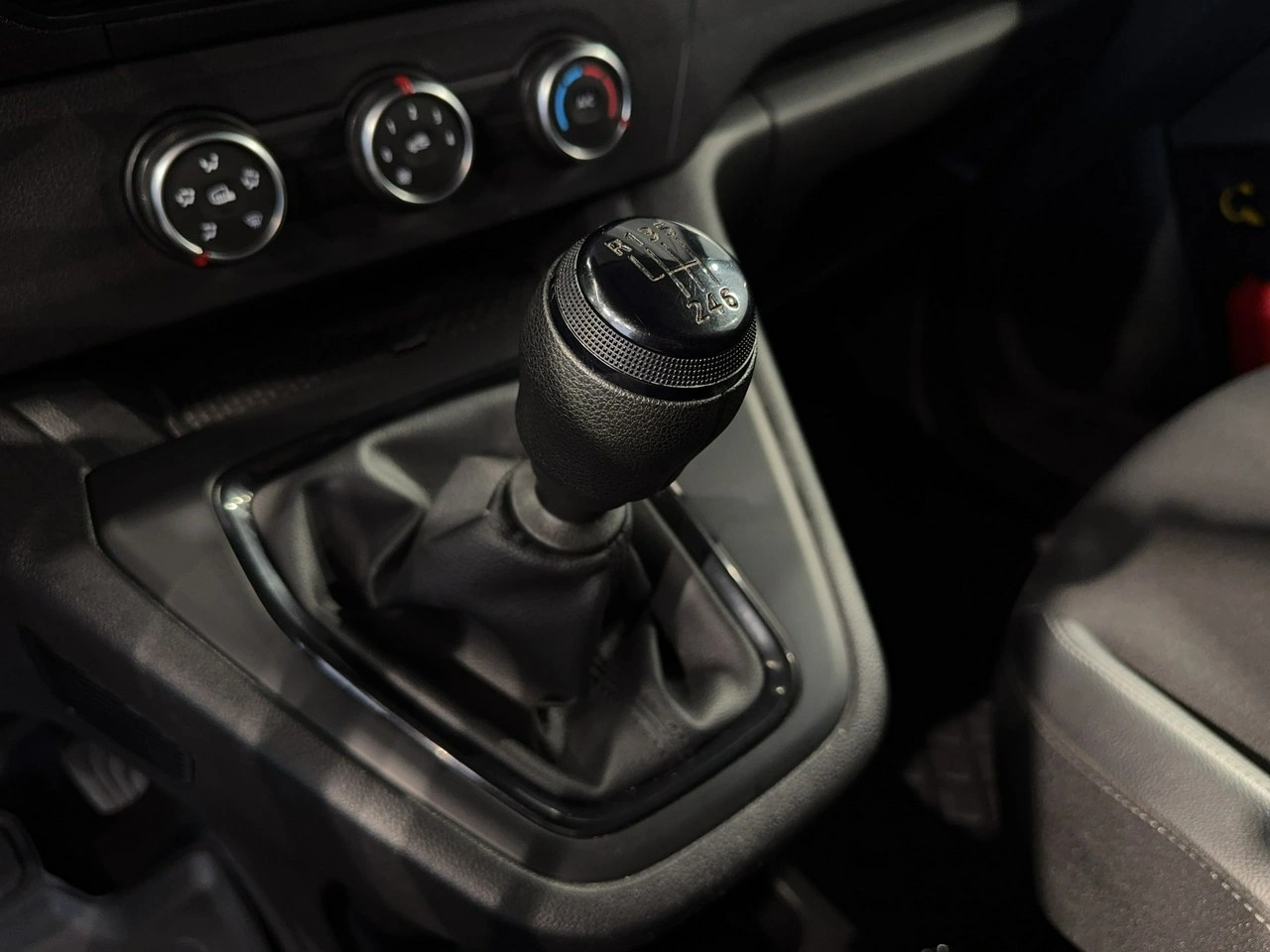 Nissan Townstar - Zdjęcie 21