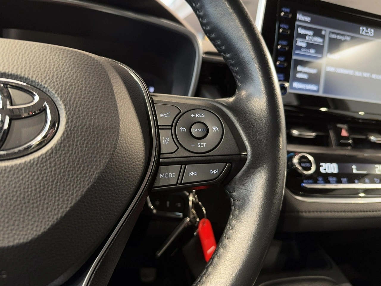 Toyota Corolla - Zdjęcie 21