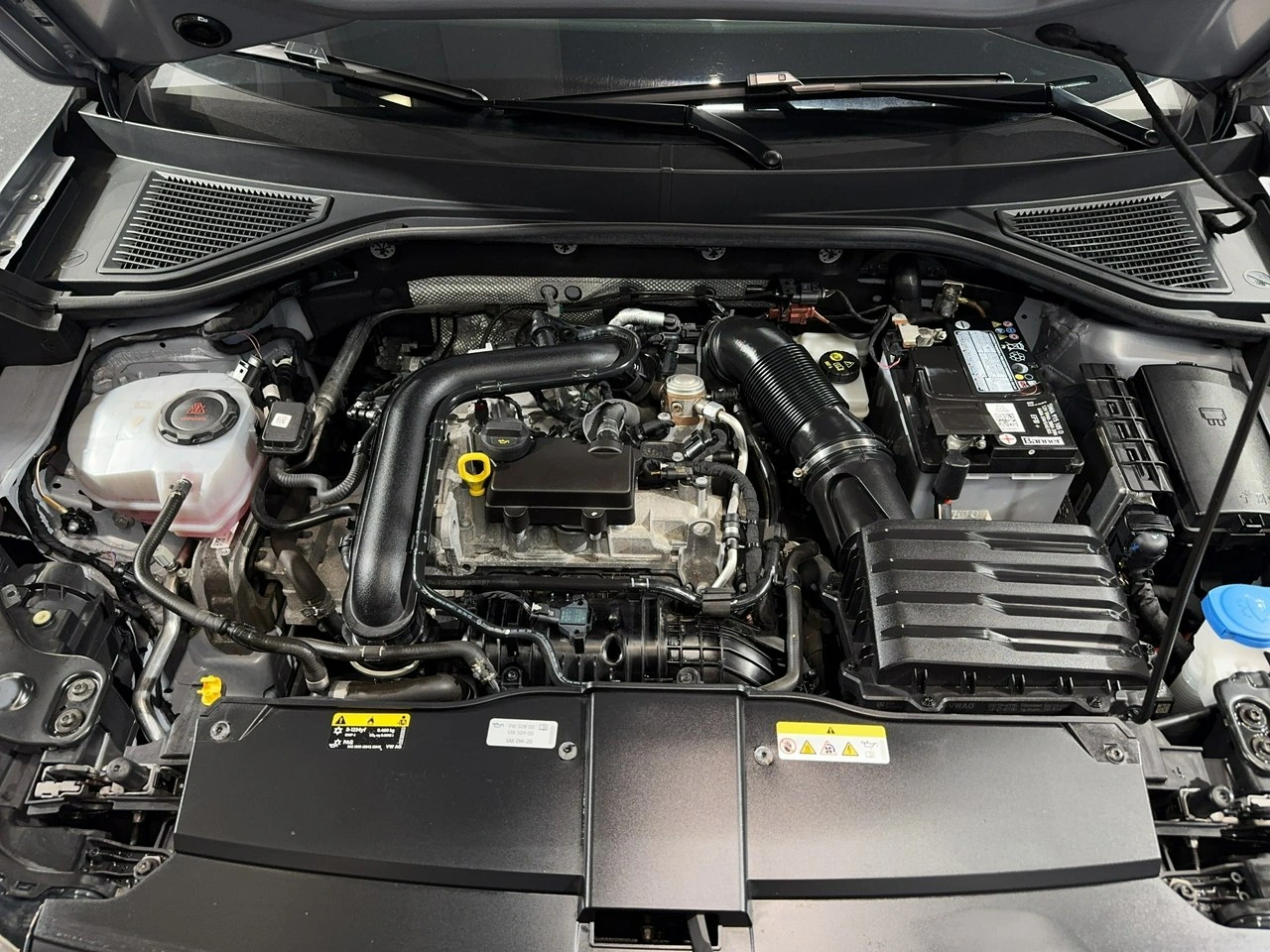 Volkswagen T-Roc - Zdjęcie 27