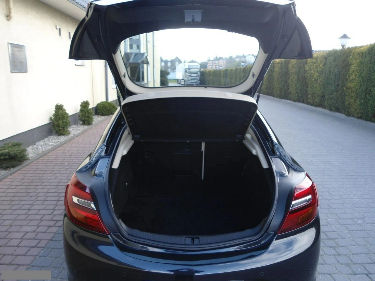 Opel Insignia - Zdjęcie 15