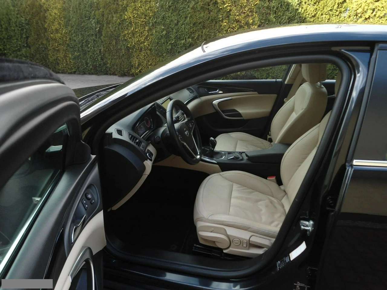 Opel Insignia - Zdjęcie 23