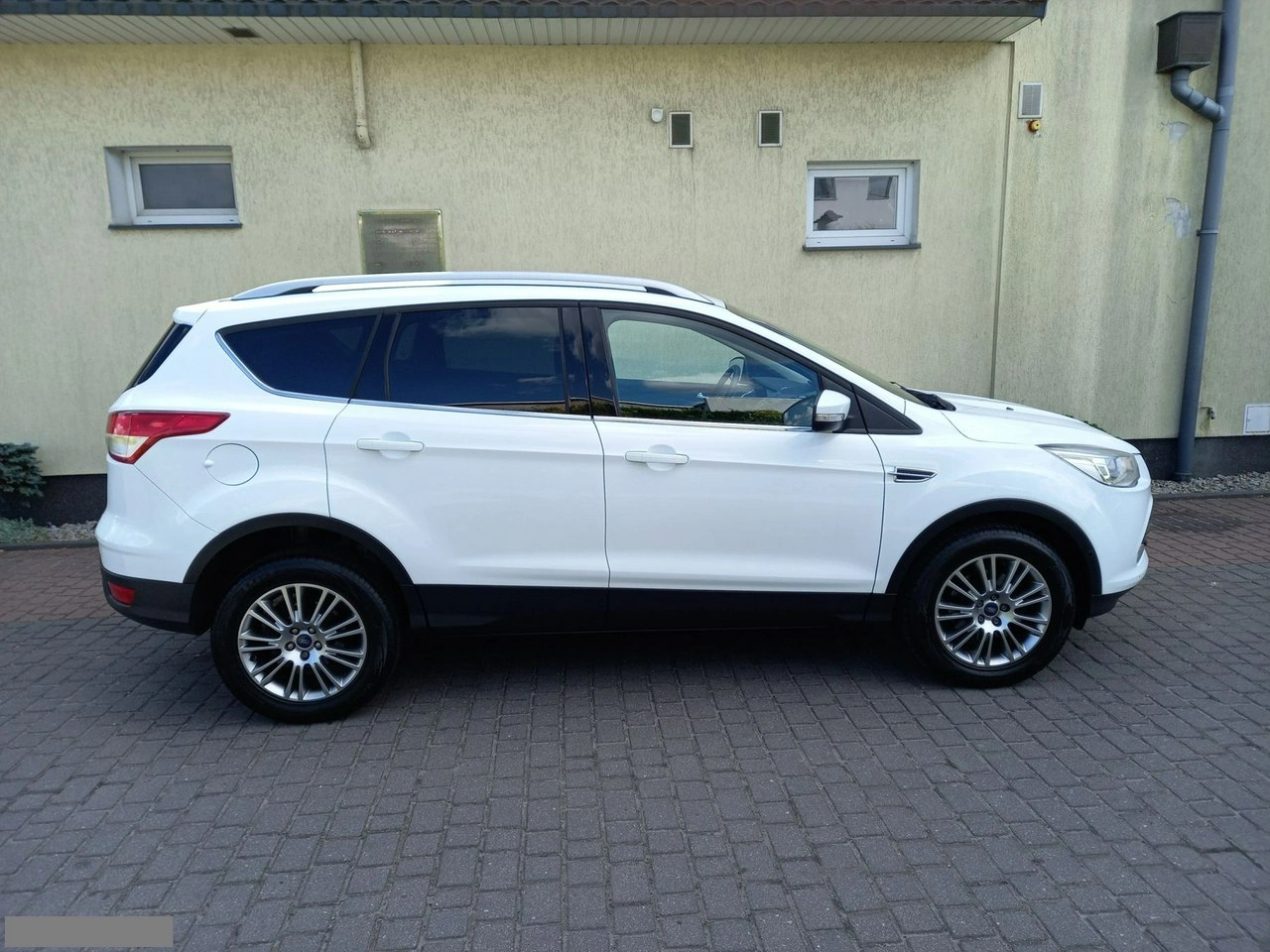 Ford Kuga - Zdjęcie 10