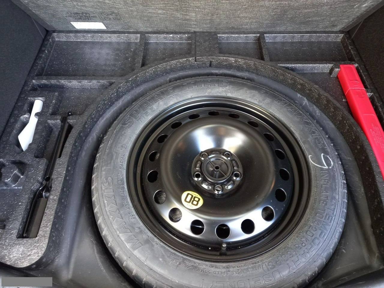 Ford Kuga - Zdjęcie 12