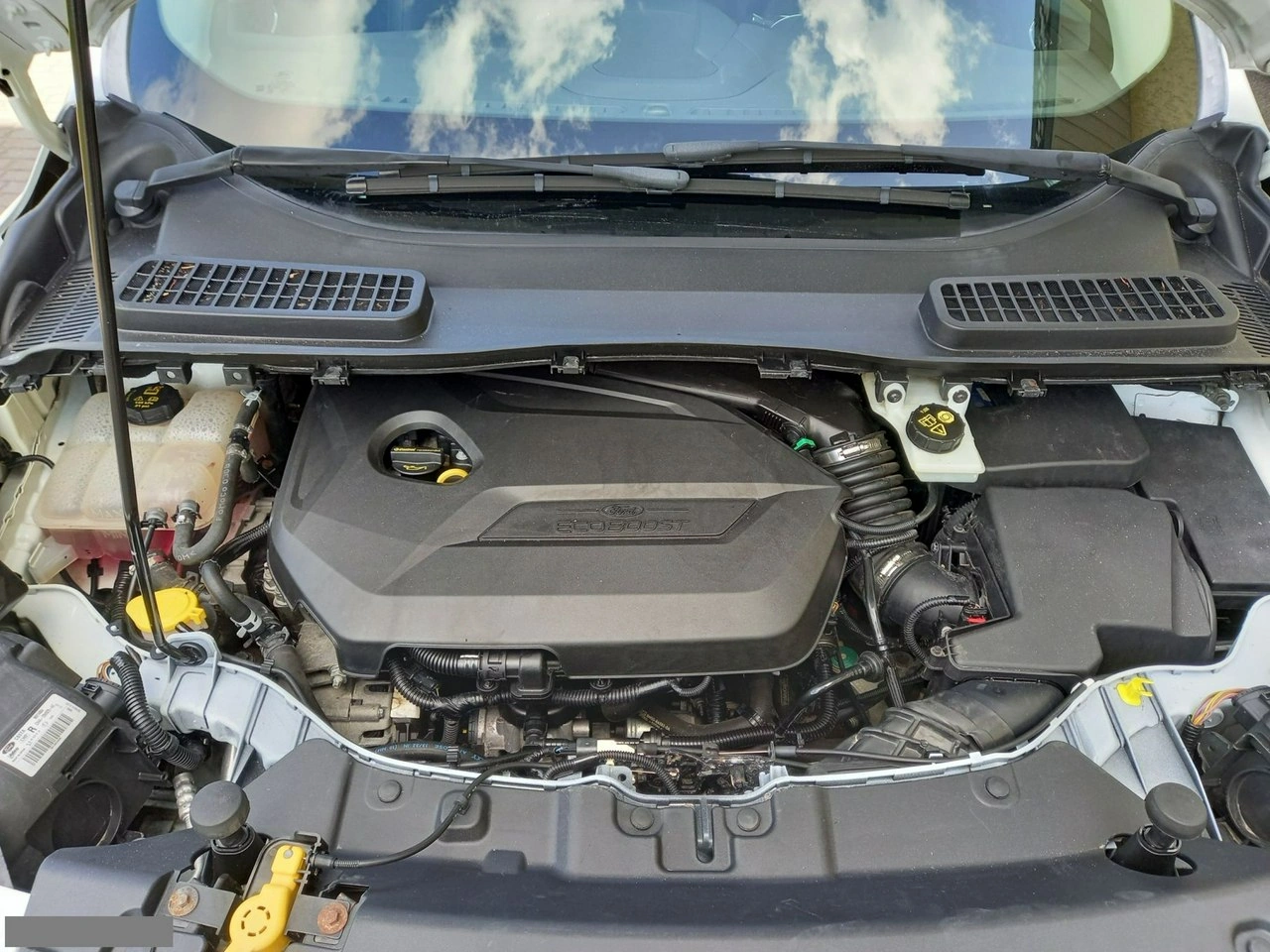 Ford Kuga - Zdjęcie 15