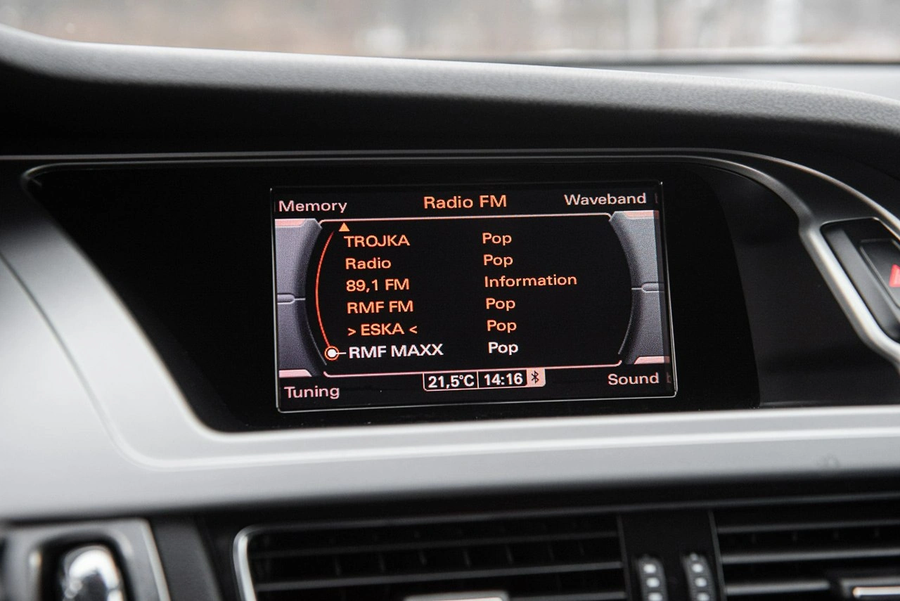 Audi A4 - Zdjęcie 21