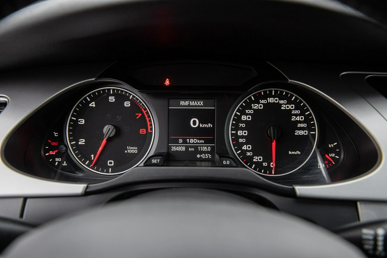 Audi A4 - Zdjęcie 32