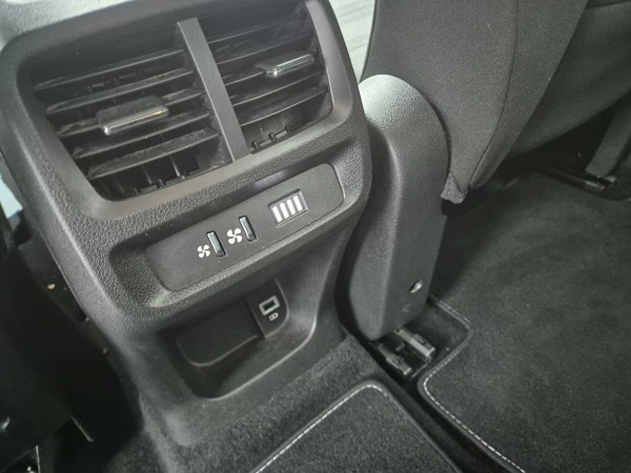 Opel Combo Life - Zdjęcie 20