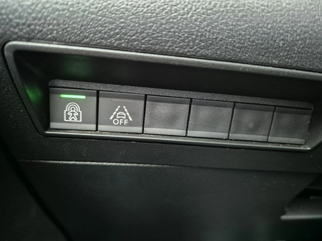 Opel Combo Life - Zdjęcie 22