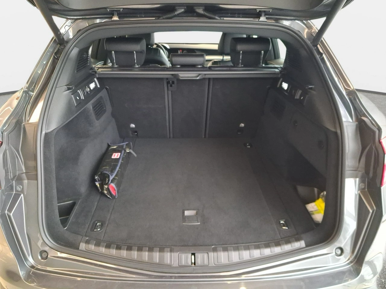 Alfa Romeo Stelvio - Zdjęcie 11