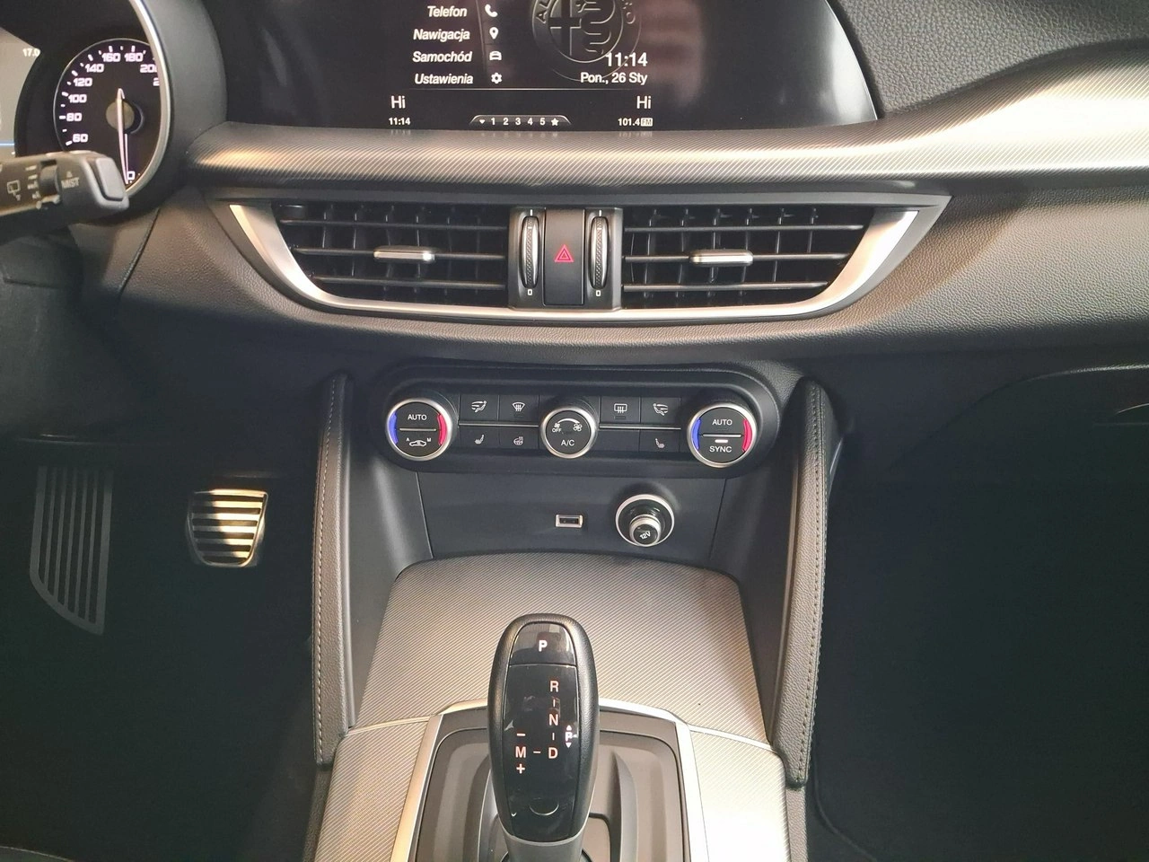 Alfa Romeo Stelvio - Zdjęcie 18