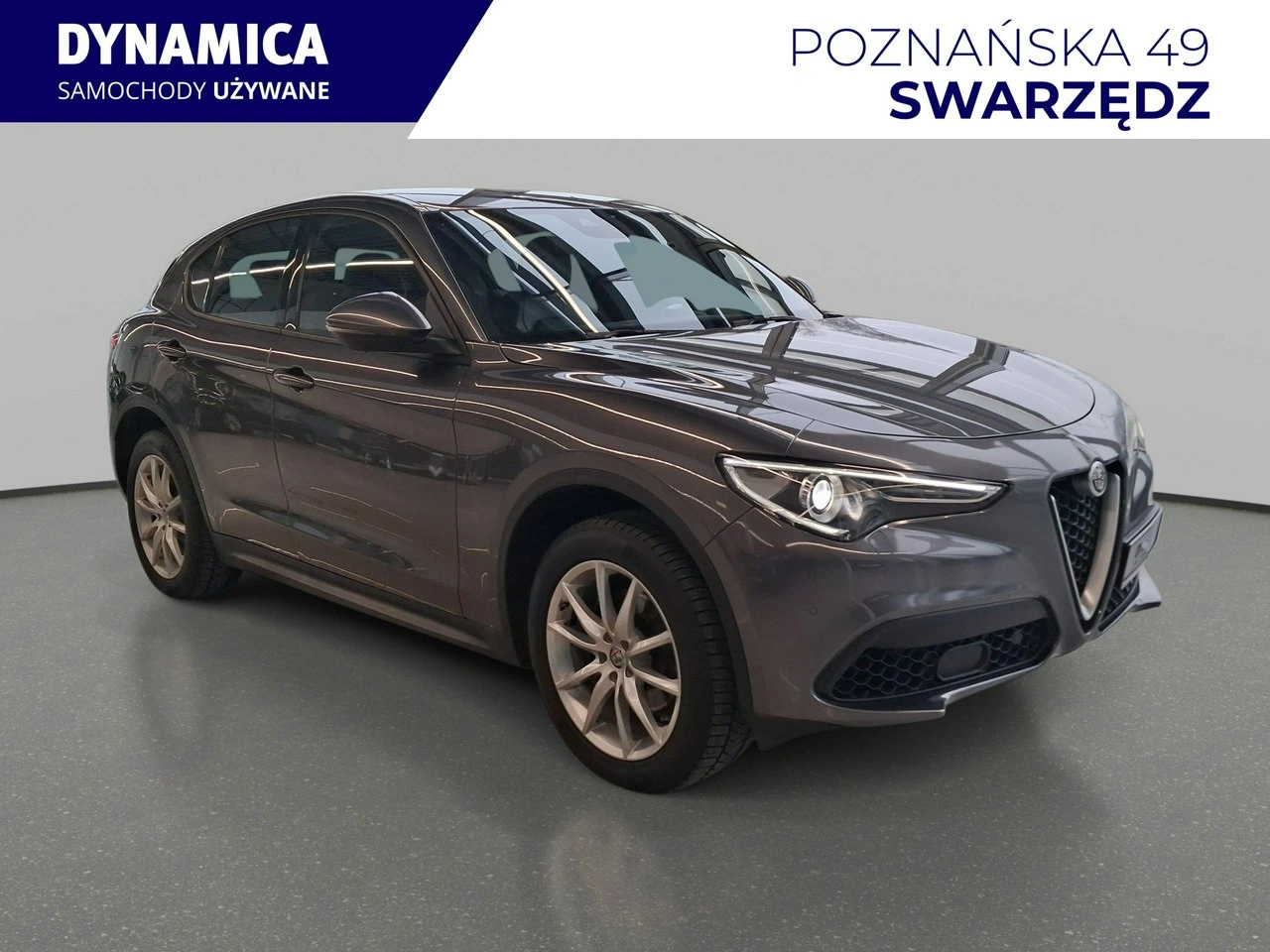 Alfa Romeo Stelvio - Główne zdjęcie
