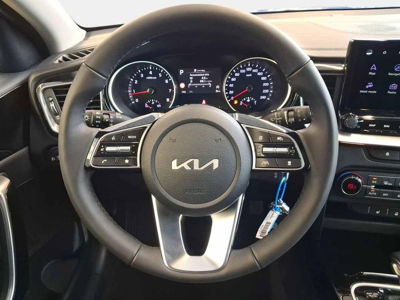 Kia XCeed - Zdjęcie 14