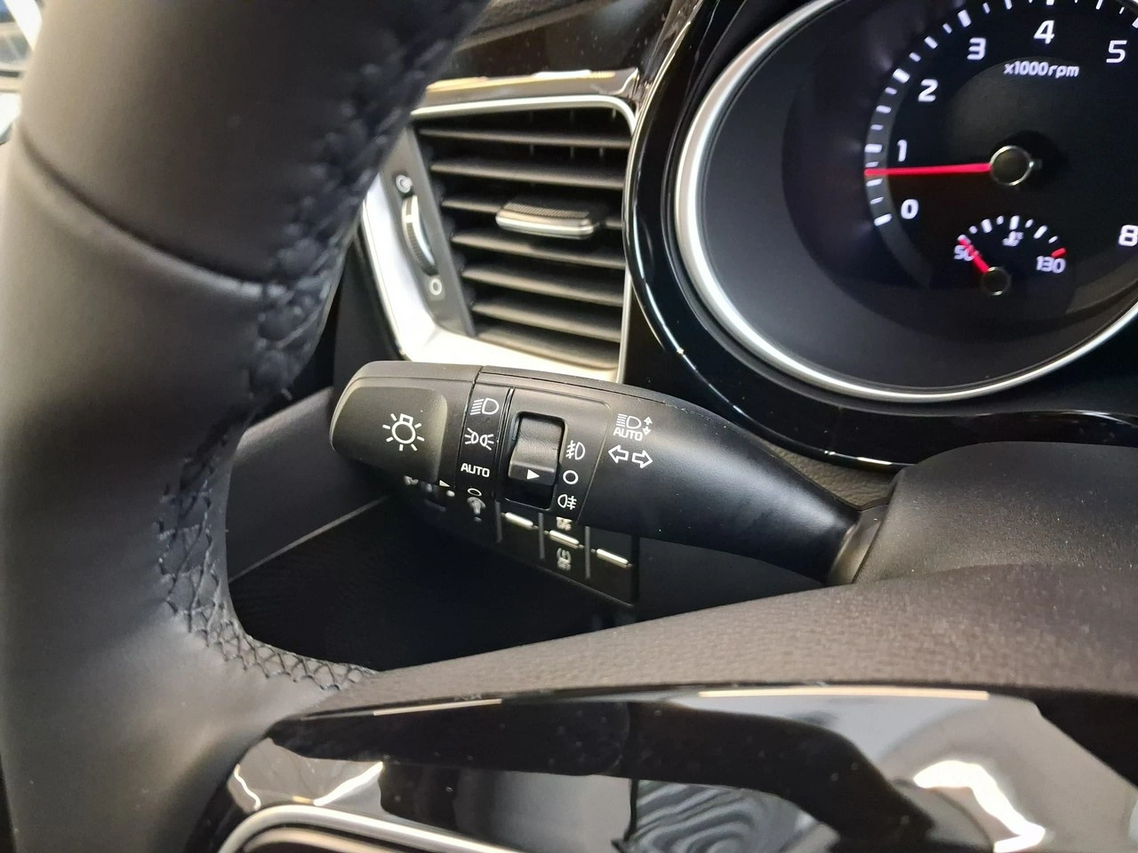 Kia XCeed - Zdjęcie 17