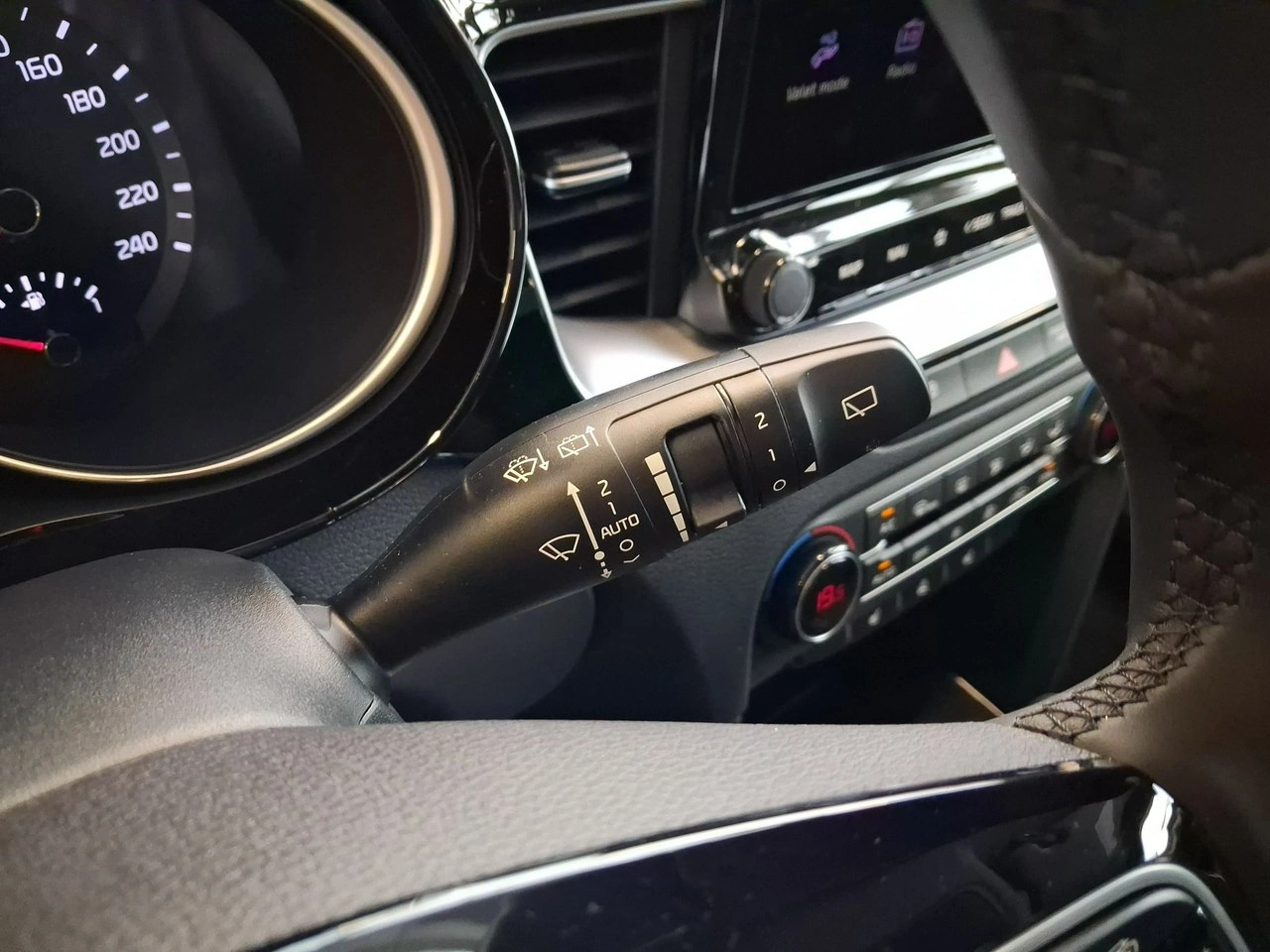 Kia XCeed - Zdjęcie 18