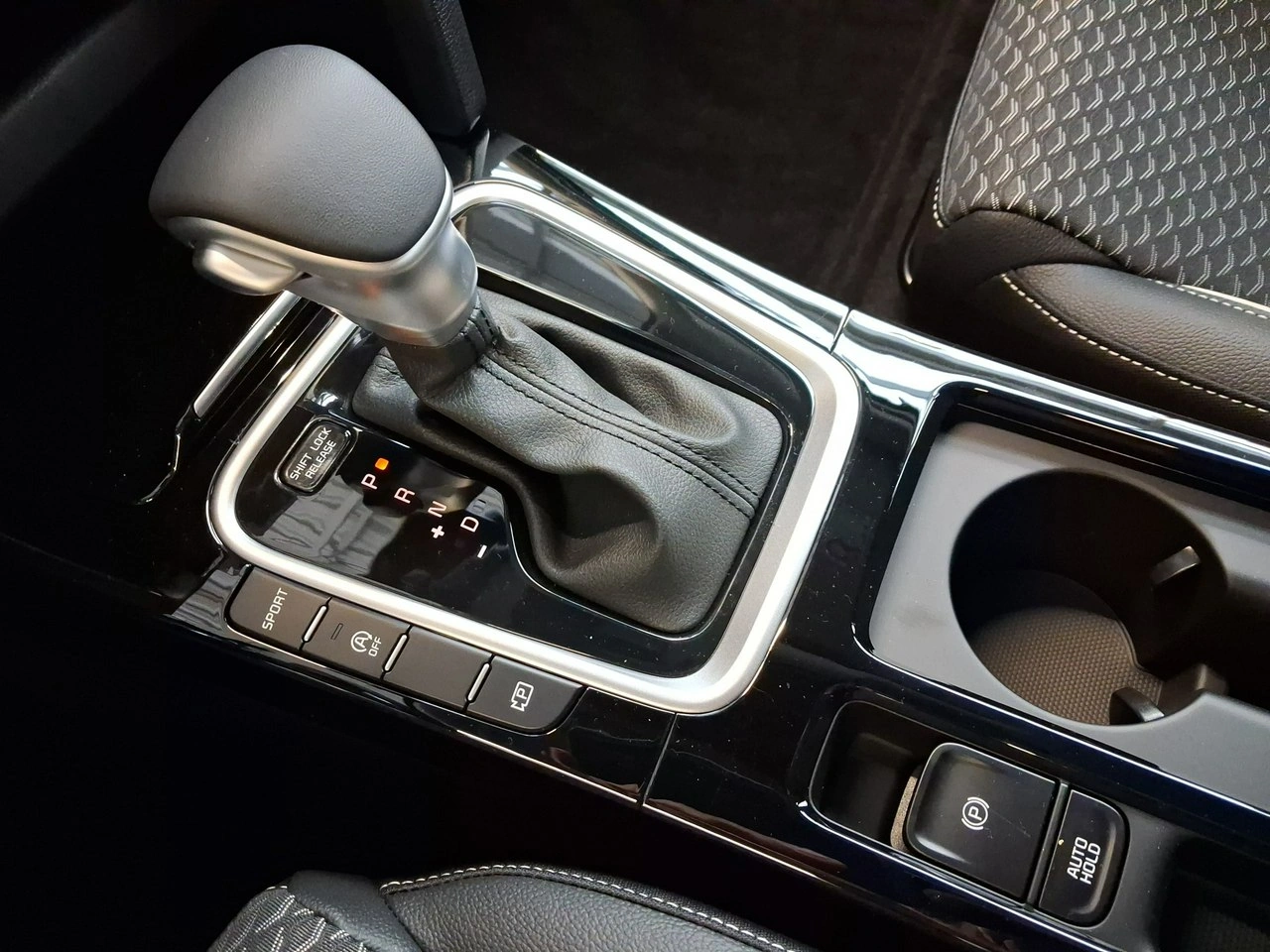 Kia XCeed - Zdjęcie 25