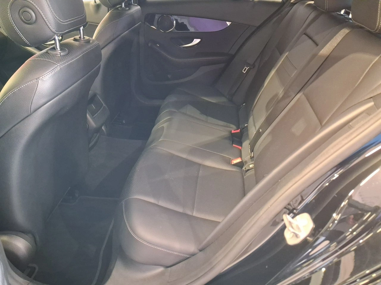 Mercedes C 200 - Zdjęcie 9