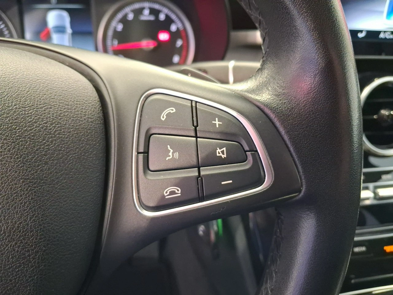 Mercedes C 200 - Zdjęcie 14