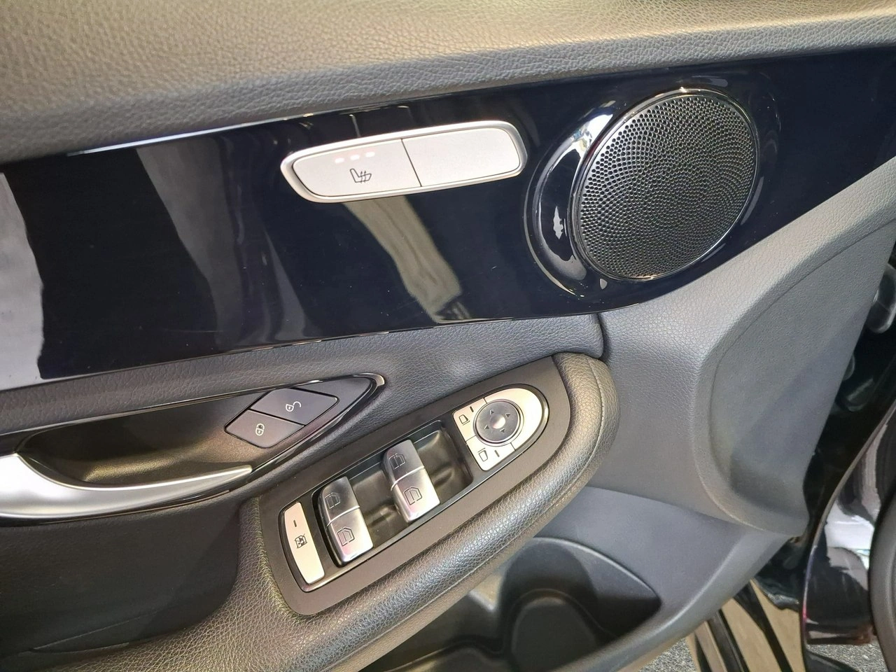 Mercedes C 200 - Zdjęcie 19