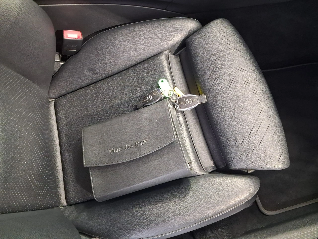 Mercedes C 200 - Zdjęcie 20