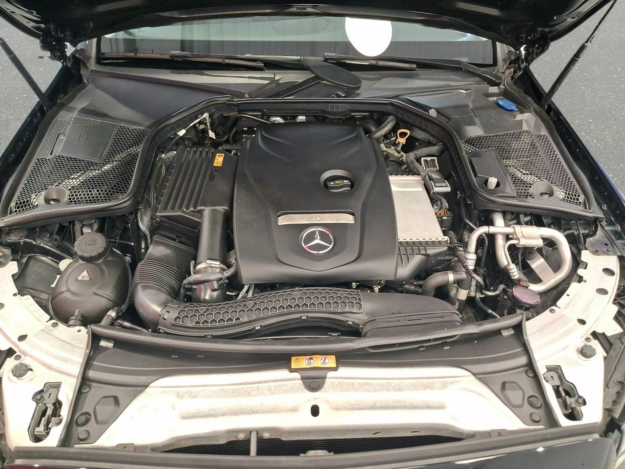 Mercedes C 200 - Zdjęcie 21