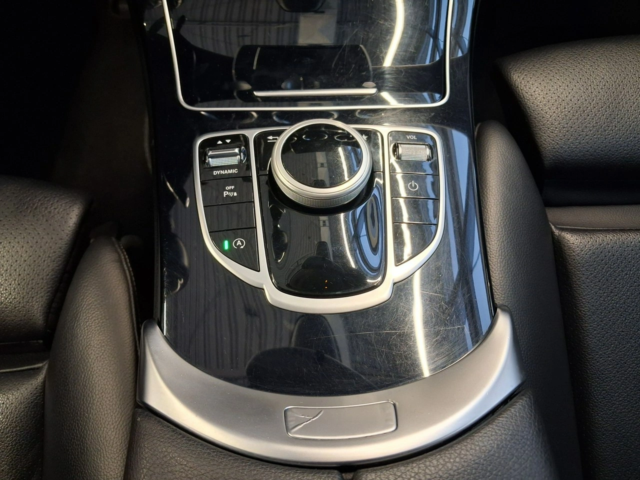 Mercedes C 200 - Zdjęcie 24