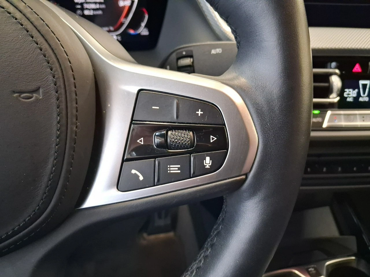 BMW 218 - Zdjęcie 15