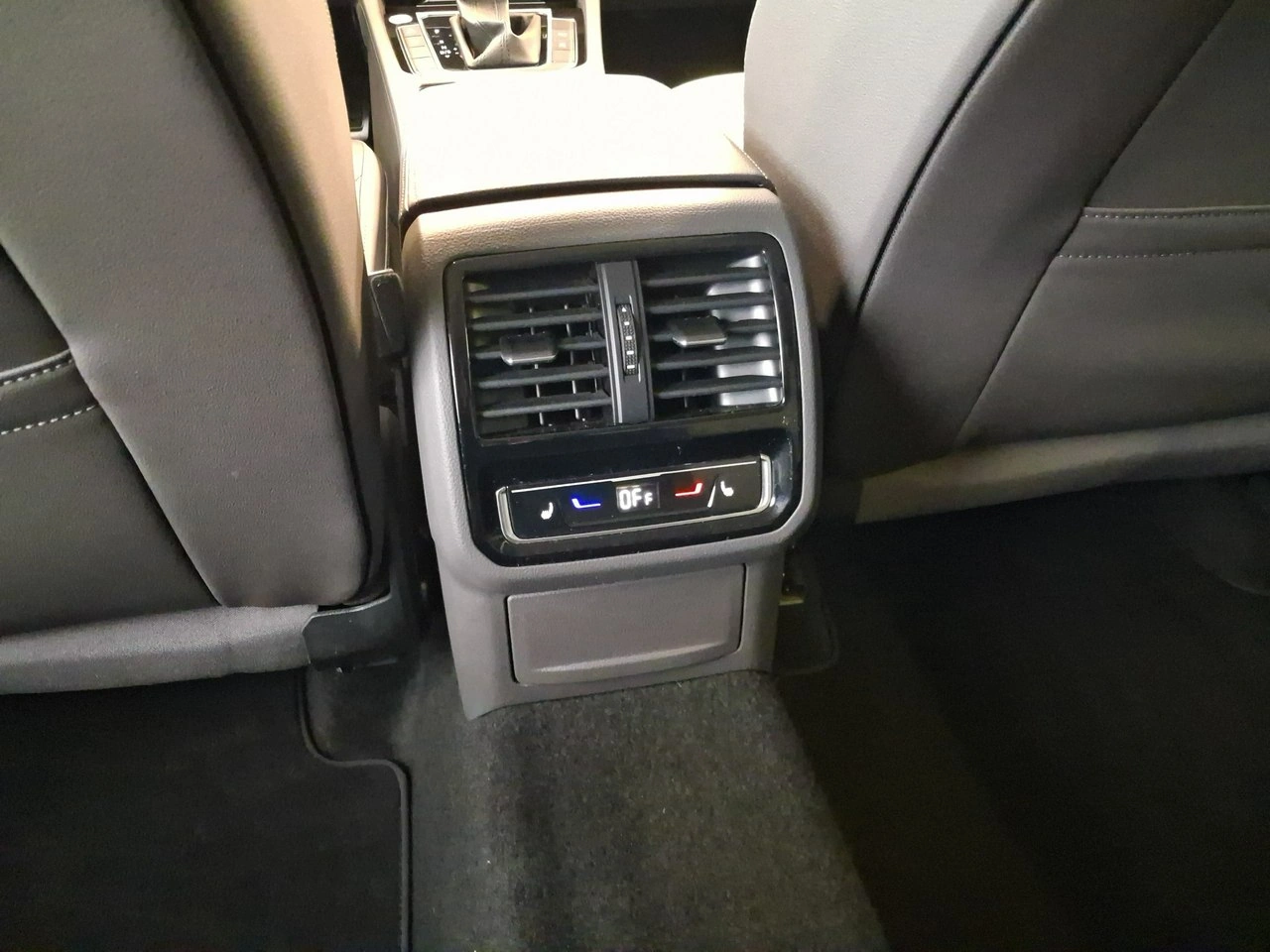 Volkswagen Arteon - Zdjęcie 11