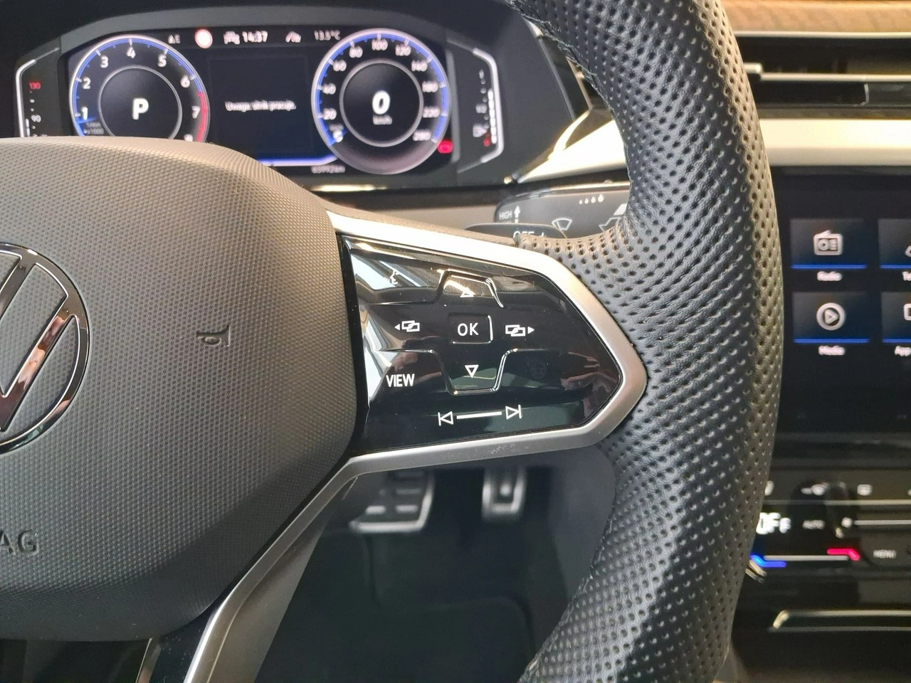 Volkswagen Arteon - Zdjęcie 17