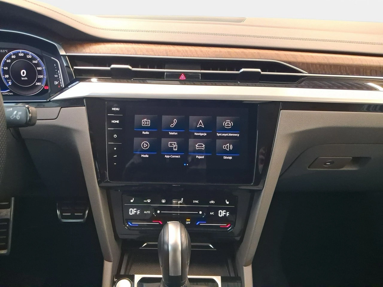 Volkswagen Arteon - Zdjęcie 19