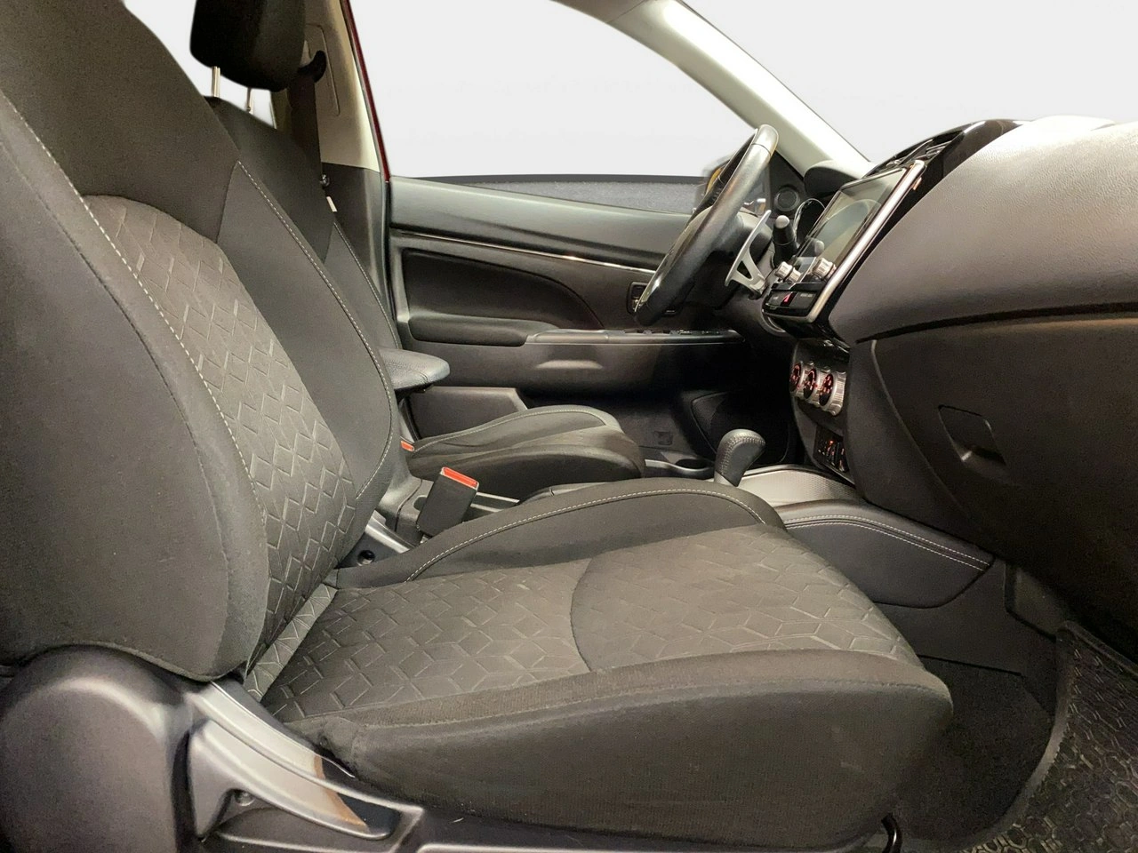 Mitsubishi ASX - Zdjęcie 11