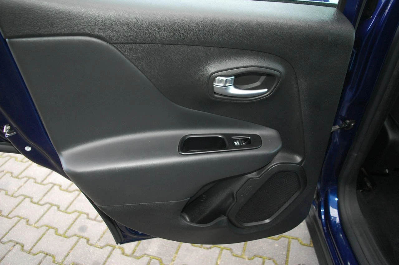 Jeep Renegade - Zdjęcie 30