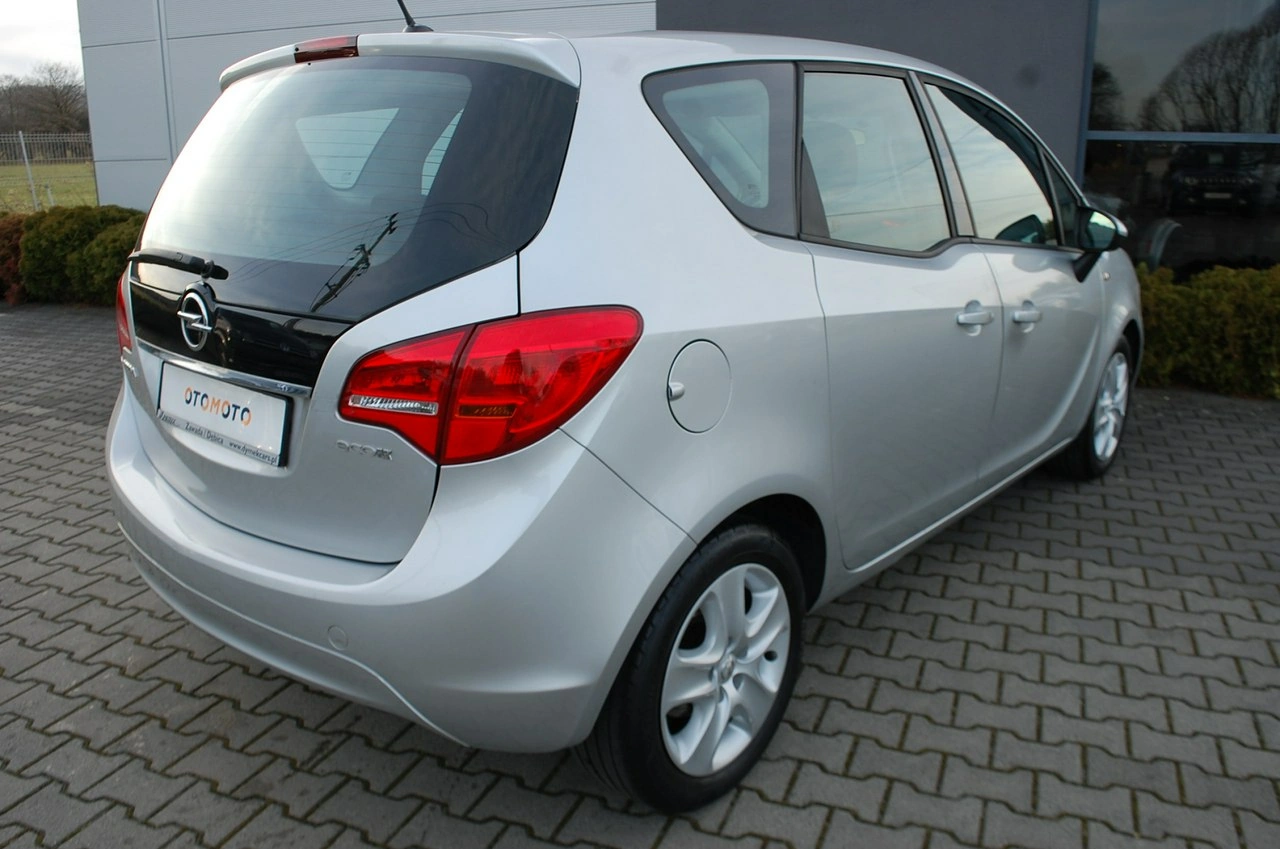 Opel Meriva - Zdjęcie 13