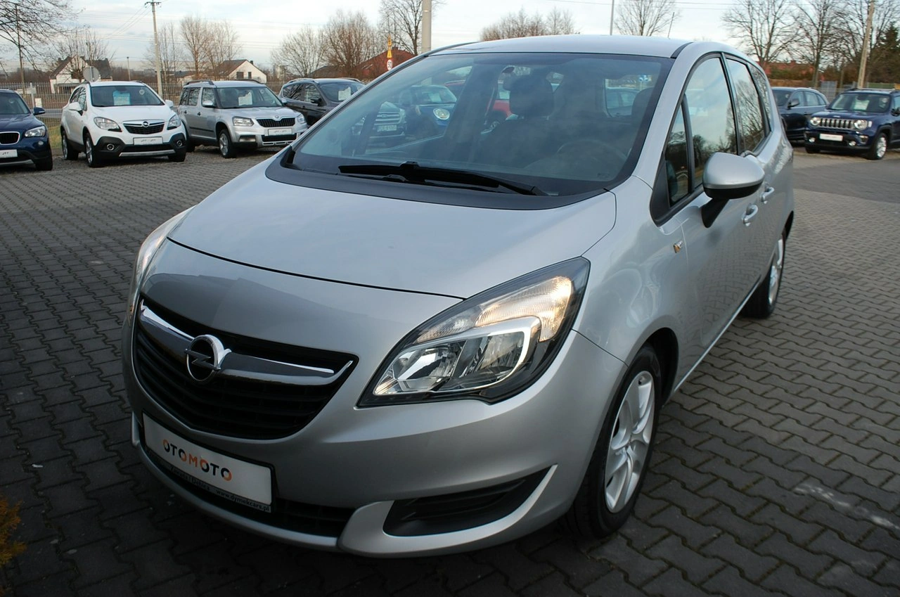 Opel Meriva - Zdjęcie 20
