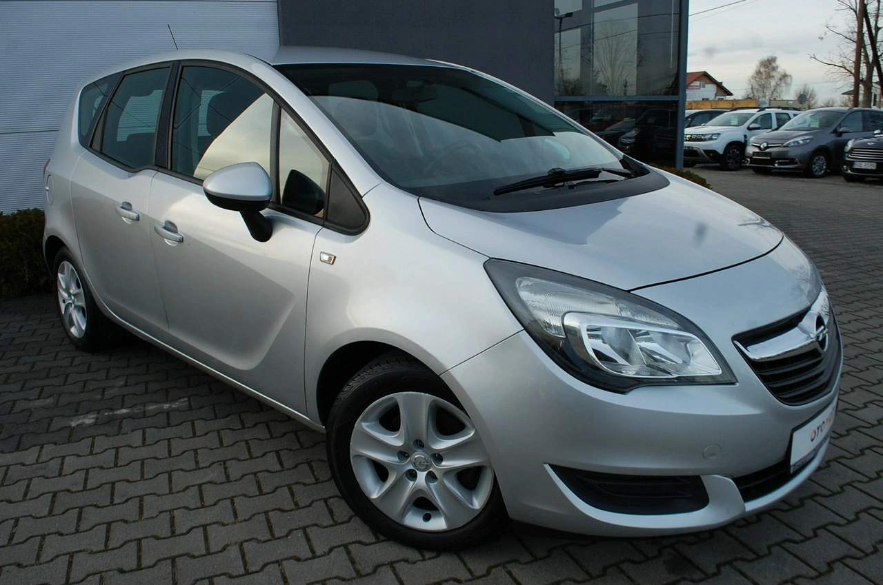 Opel Meriva - Zdjęcie 8