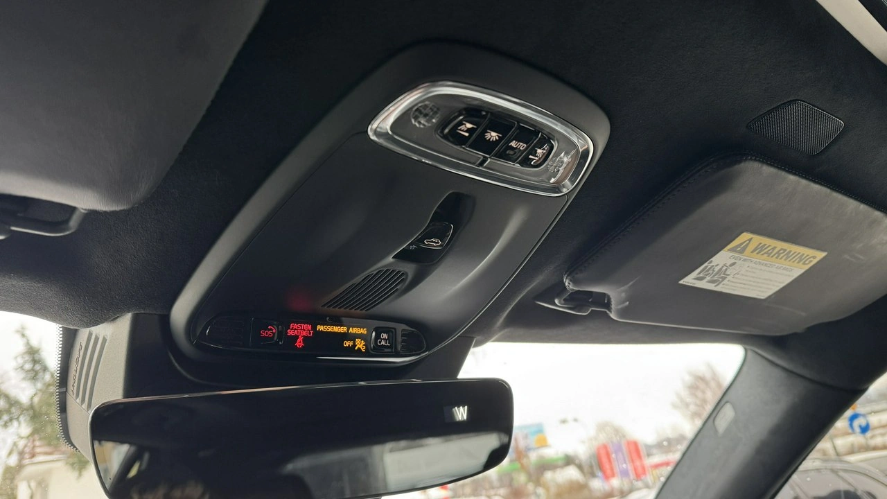 Volvo XC 90 - Zdjęcie 10